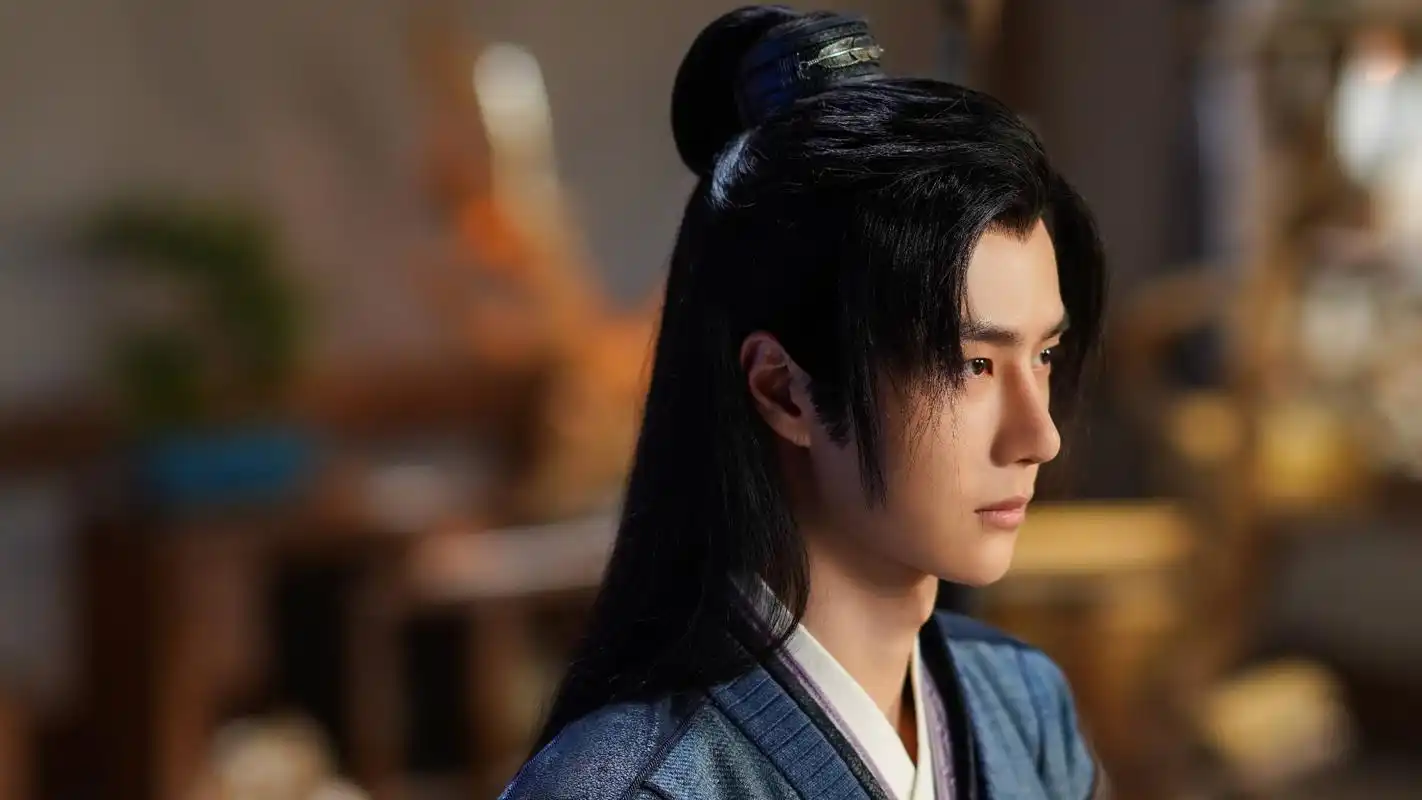 演员王一博,影视《有翡》剧照来了,江湖少年郎,英俊潇洒!