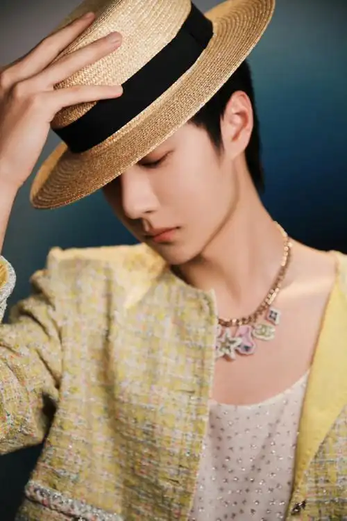 王一博奶黄包##王一博法式草帽