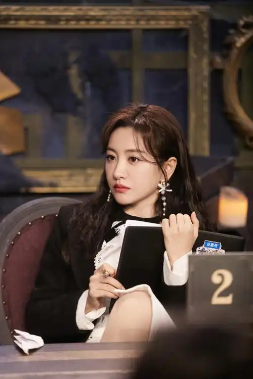 杨蓉大侦探一秒白切黑##杨蓉演技一秒入戏