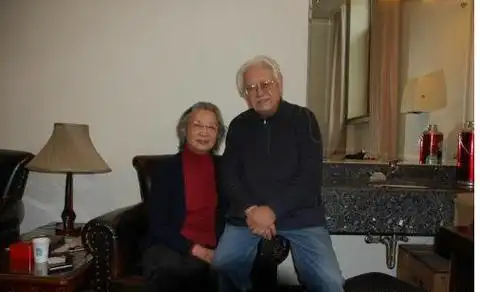 严敏求年轻时候的照片 她老公是谁