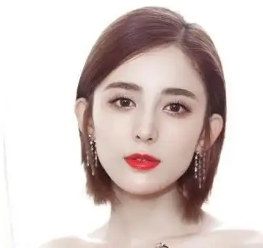 圆脸适合的短发直发发型,时尚瘦脸变得超可爱