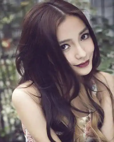 女星中分发型谁最美?杨颖第八,刘亦菲第二,赵丽颖排第几?_网易订阅