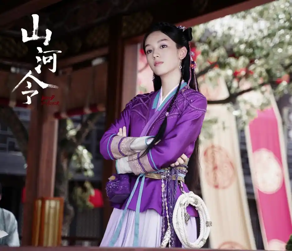 周也#《山河令》顾湘 / 造型小合集  阿湘开启也子造型缘虐的古装之