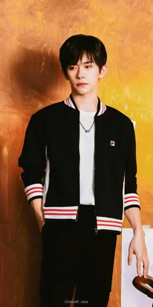 易烊千玺fila品牌全球代言人