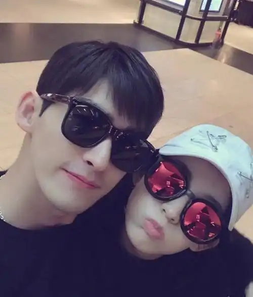 娜扎与张翰领证结婚工作室否认别再造谣了