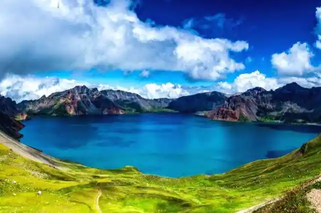 休眠中的长白山天池,是否会有苏醒的一天?