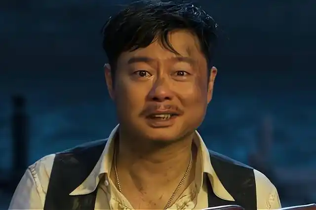 是的,魏翔是开心麻花的"功勋演员"之一,出生于四川省绵阳市.