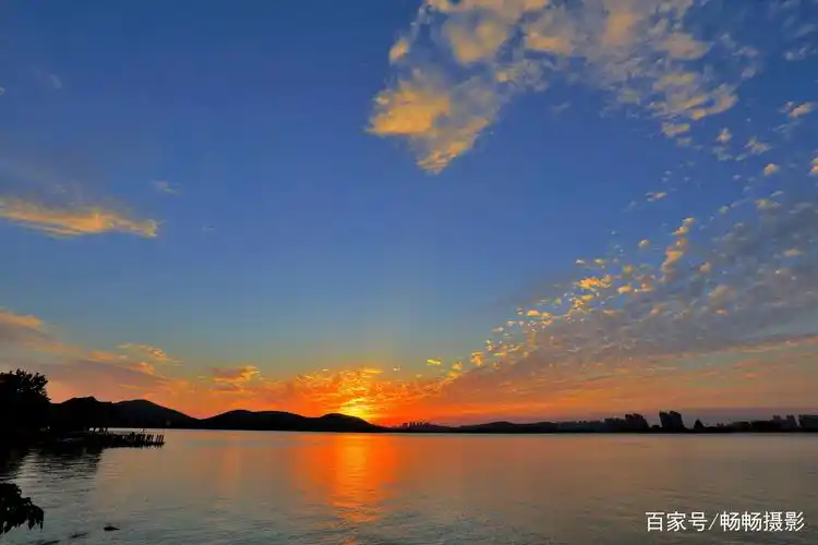 最美的落日晚霞—追逐云龙湖上的落日