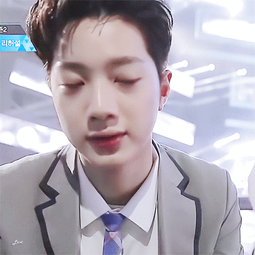 男版produce101 wanna one 巨型忙内 奶罐 赖冠霖 出道大发