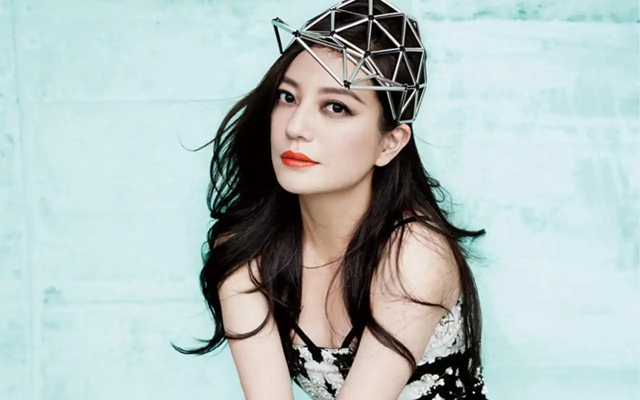 赵薇橘色系杂志封面写真图桌面壁纸图片下载1