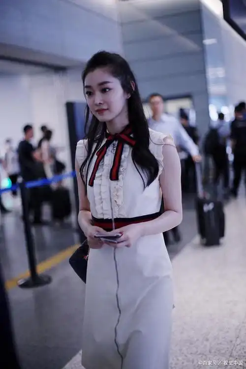 与外貌无关,宋轶用内在力量征服众人!