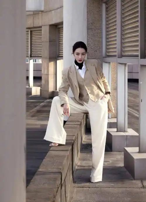 热巴时尚气质百变!