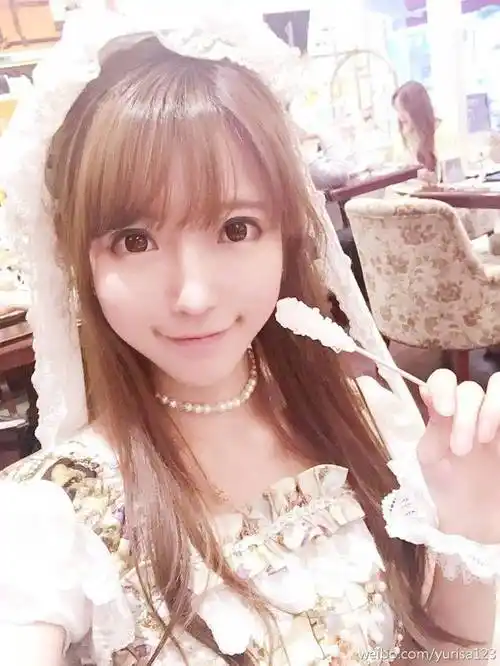 洛丽塔洋装yurisa美女壁纸头像