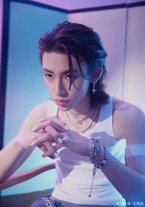 #五一这么过##小鬼把更多时间花在音乐上#