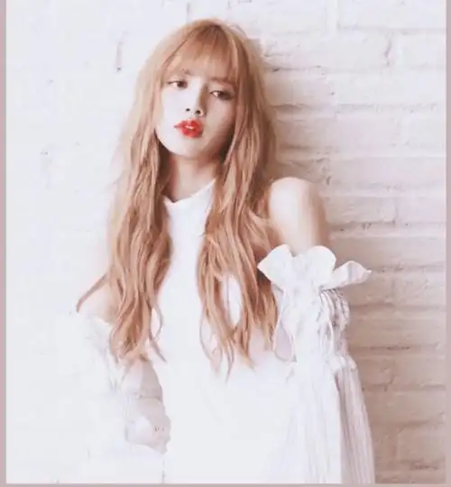 你见过lisa最美的照片是哪张? - 知乎