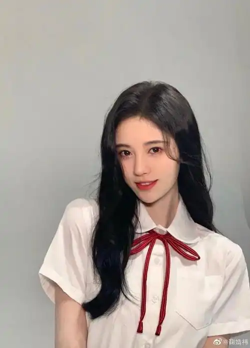 鞠婧祎壁纸,壁纸丨四千年一遇的国产美少女鞠婧祎