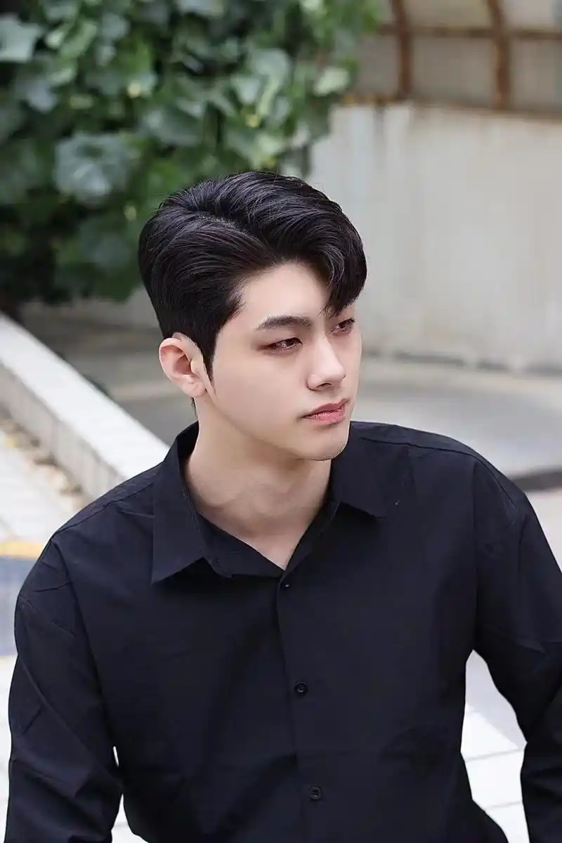 韩式服帖烫 96韩系发型推荐|干净阳光的男士服帖烫78 带着香皂味