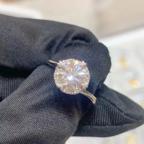 美到犯规1克拉钻戒分享