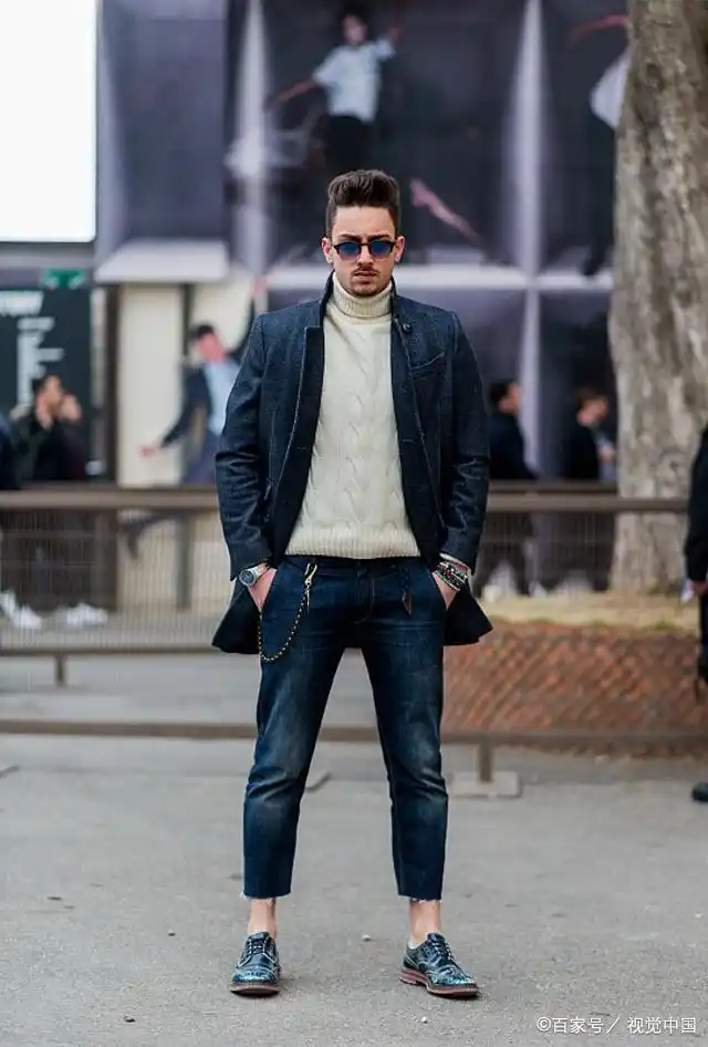 街拍:男人的时尚感也需要修炼,这些男神的穿搭经验或许对你有用
