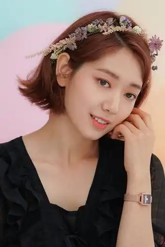 换发型的朴信惠好美!西装,连衣裙穿出气质,可御可甜是真女神