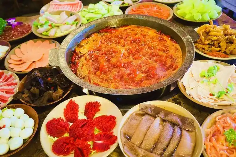 加盟小龙坎火锅赚不赚钱小龙坎火锅加盟的优势