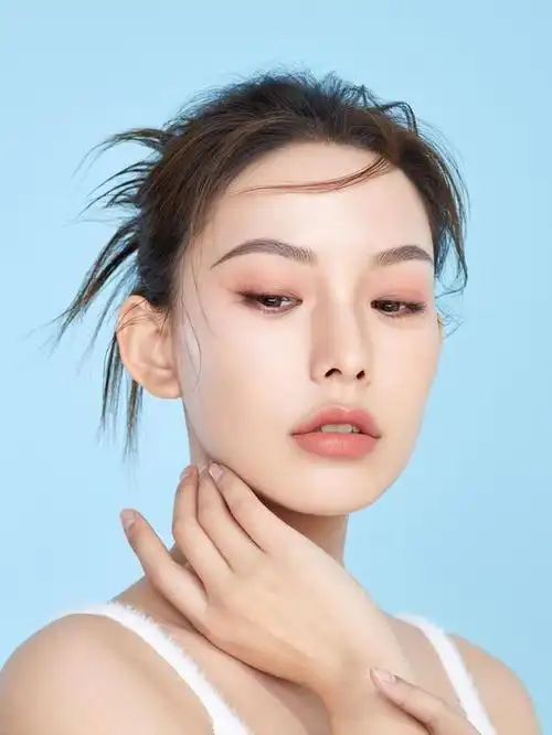 每天护肤,但是皮肤的瑕疵问题却依旧很多?了解一下"光电美肤"