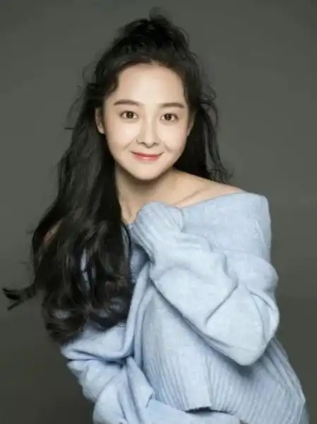 释小龙老婆杨丽晓介绍释小龙的妻子个人资料