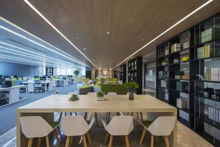 15平时尚简约风格办公室桌子摆放效果图