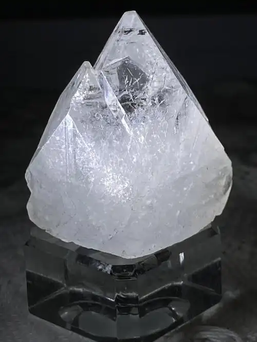 满百包车马系列#水晶结缘  #能量水晶  #水晶原石  #钻石鱼眼石