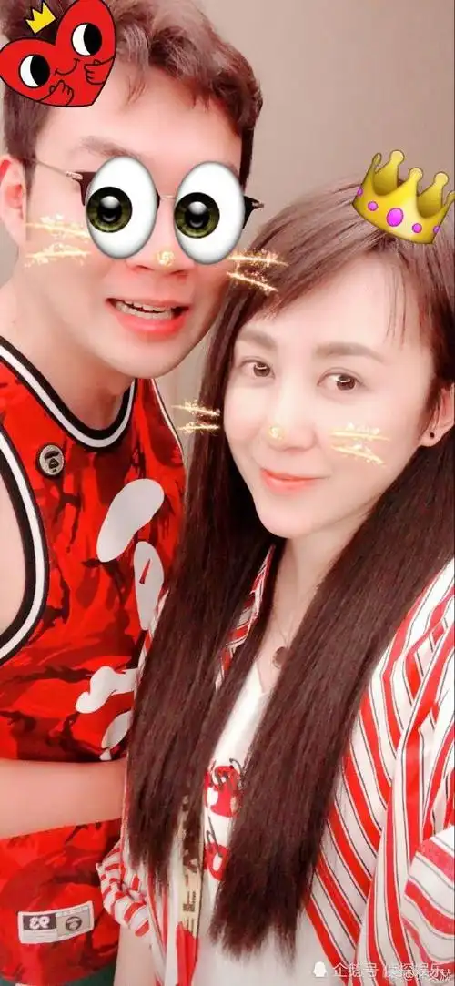 马丽与老公罕见秀恩爱两人越来越有夫妻相