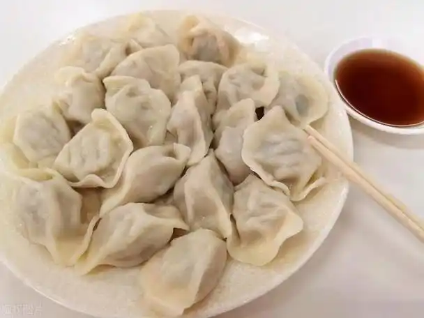 大年三十包饺子时,这3种饺子馅不能上桌,寓意不好,容易闹笑话