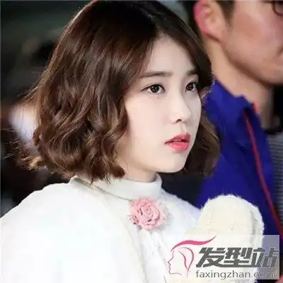 1.韩式波浪卷短发