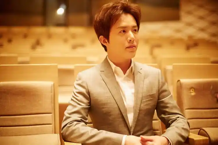 管不住"下半身"8位明星艺人,一个比一个离谱,没一个值得同情_李易峰