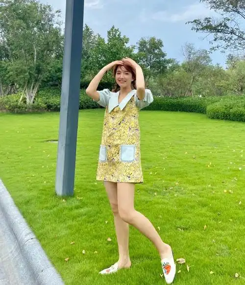 苏晓彤写真和生活照