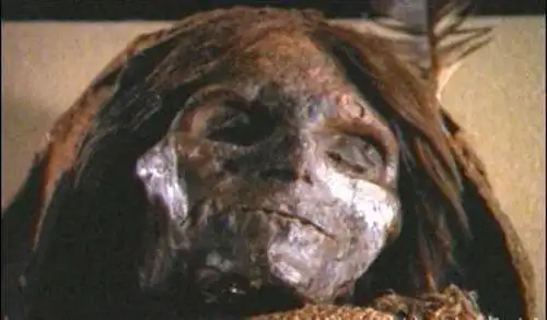 中外各地不腐烂的女干尸