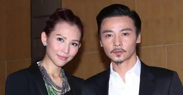 蔡少芬老公50大寿,3个孩子出镜像爹又像妈,张晋长了好多白头