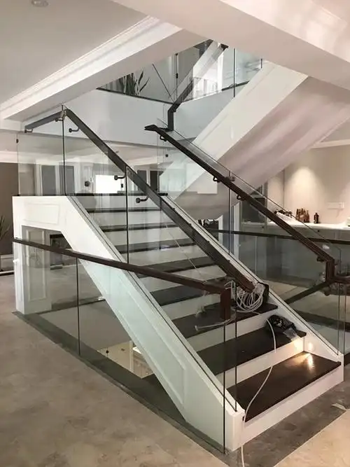 金铜韵玻璃楼梯扶手-4-玻璃扶手-北京金铜韵