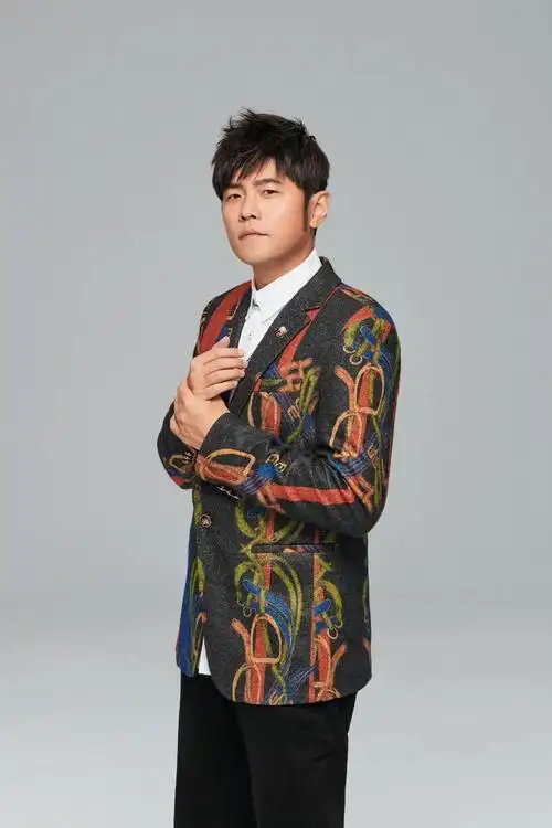 周杰伦最新写真照!帅帅帅!