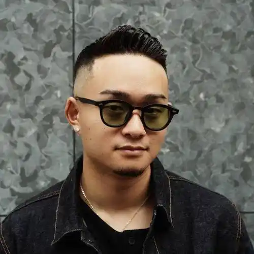 微胖男子剪短烫烫,效果真不赖,帅气还时尚_发型_男士_额头