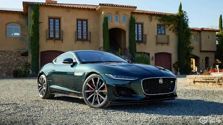 搭载涡轮增压v8发动机,2021款捷豹f-type惊艳亮相