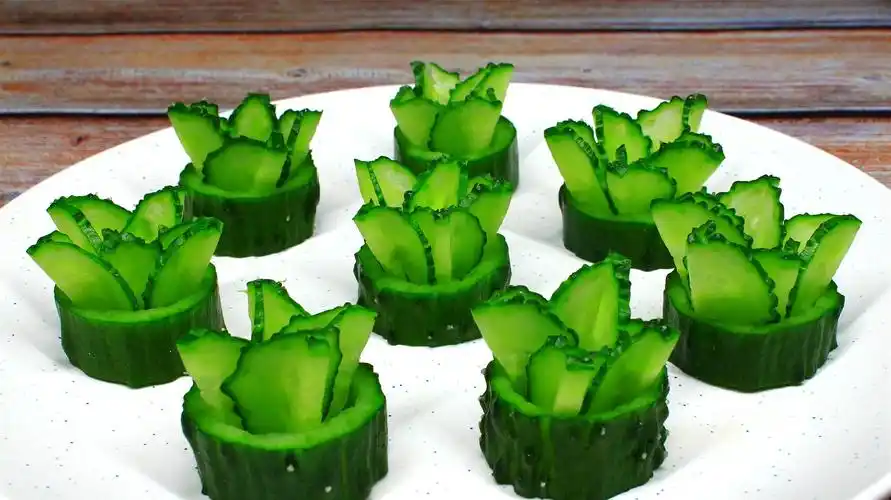 五星级饭店的黄瓜摆盘,原来做法这么简单,学会了春节露一手