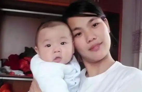 我儿子4岁被拐失踪时和妹妹一起玩耍和爷爷只隔一间茶室的门