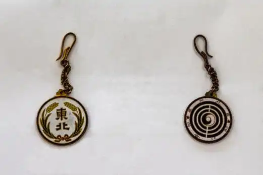 东北大学第一枚校徽捐赠仪式举行-干部培训教育网