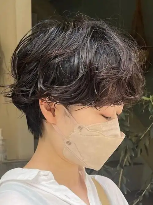 女生超短发烫发分享气质减龄质感纹理短发