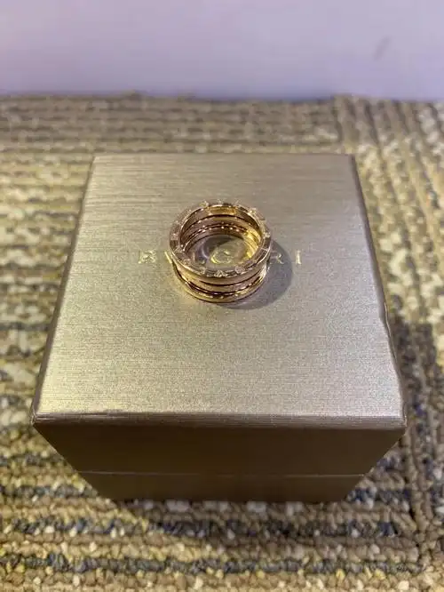 宝格丽bvlgari玫瑰金弹簧三环戒指52号