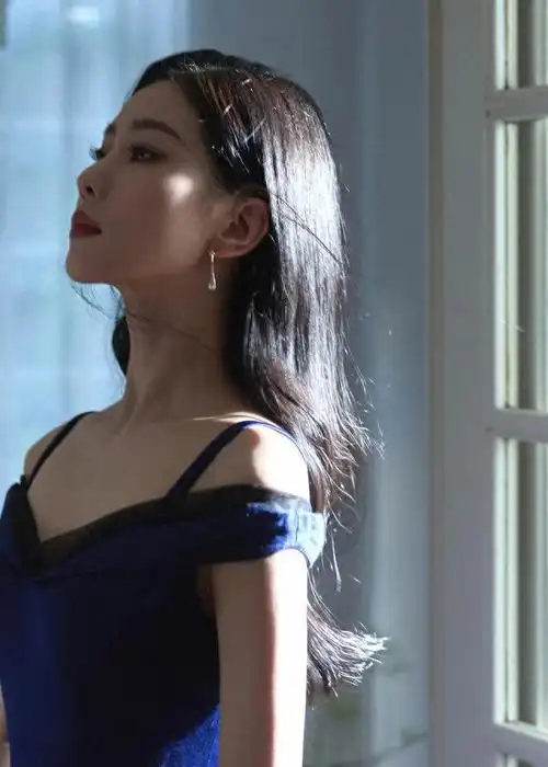 刘诗诗个人时尚造型气质女神清新淡雅