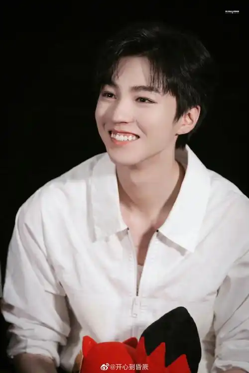 王俊凯说看热闹不嫌事大