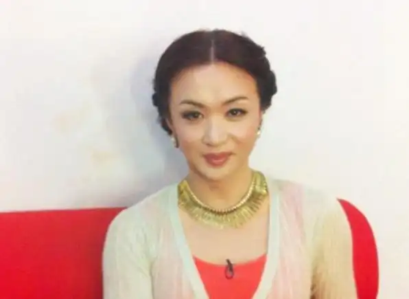 回顾金星和妻子结婚10年离婚时已是女儿身再婚后被丈夫宠成宝