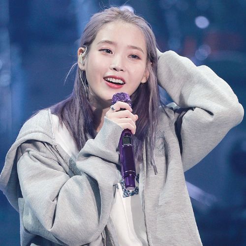 iupoem连帽套头卫衣男女同款周边love李知恩卫衣