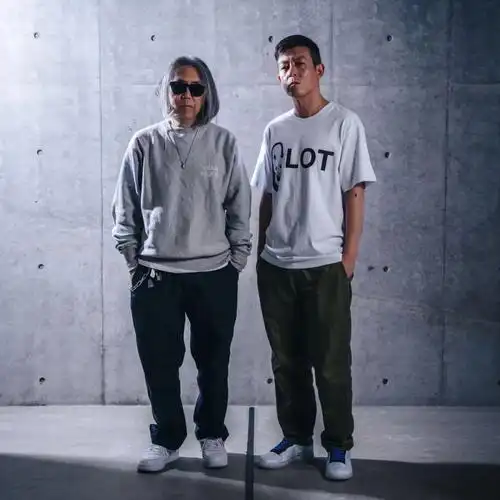 陈冠希开晒!clot x 耐克dunk「20周年」新联名实物曝光!